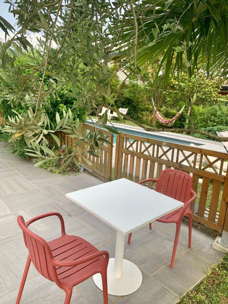 Au Petit Nice Brison-Saint-Innocent Ngoại thất bức ảnh